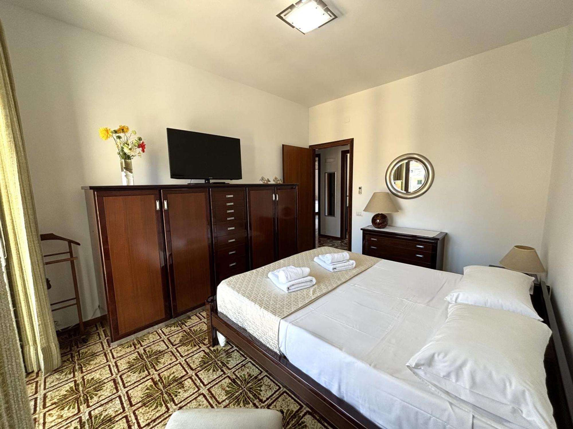 Archimede Lounge Apartment Cefalu Ngoại thất bức ảnh